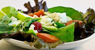 salat med hindbær